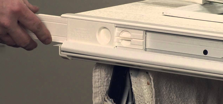 aluminum storefront door repair Mira Monte